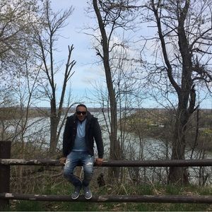 Meet your Posher, Ali